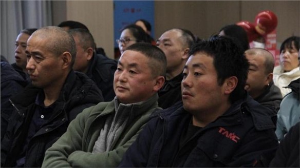 “共鑒輝煌，同繪新章 ”---共慶火炬安泰 2024 年終盛典